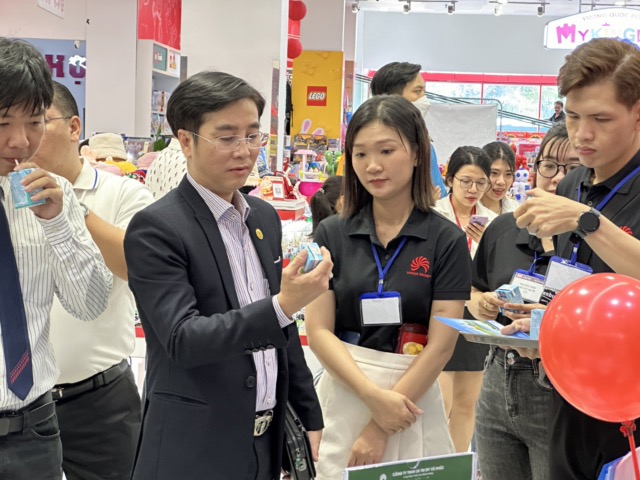 Cần Thơ: 40 doanh nghiệp hội tụ, bàn giải pháp kích cầu tiêu dùng dịp cuối năm