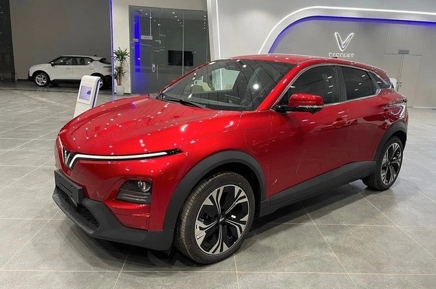 Loạt xe điện đua giảm giá dịp cận Tết Nguyên Đán: VinFast ưu đãi tới 160 triệu đồng