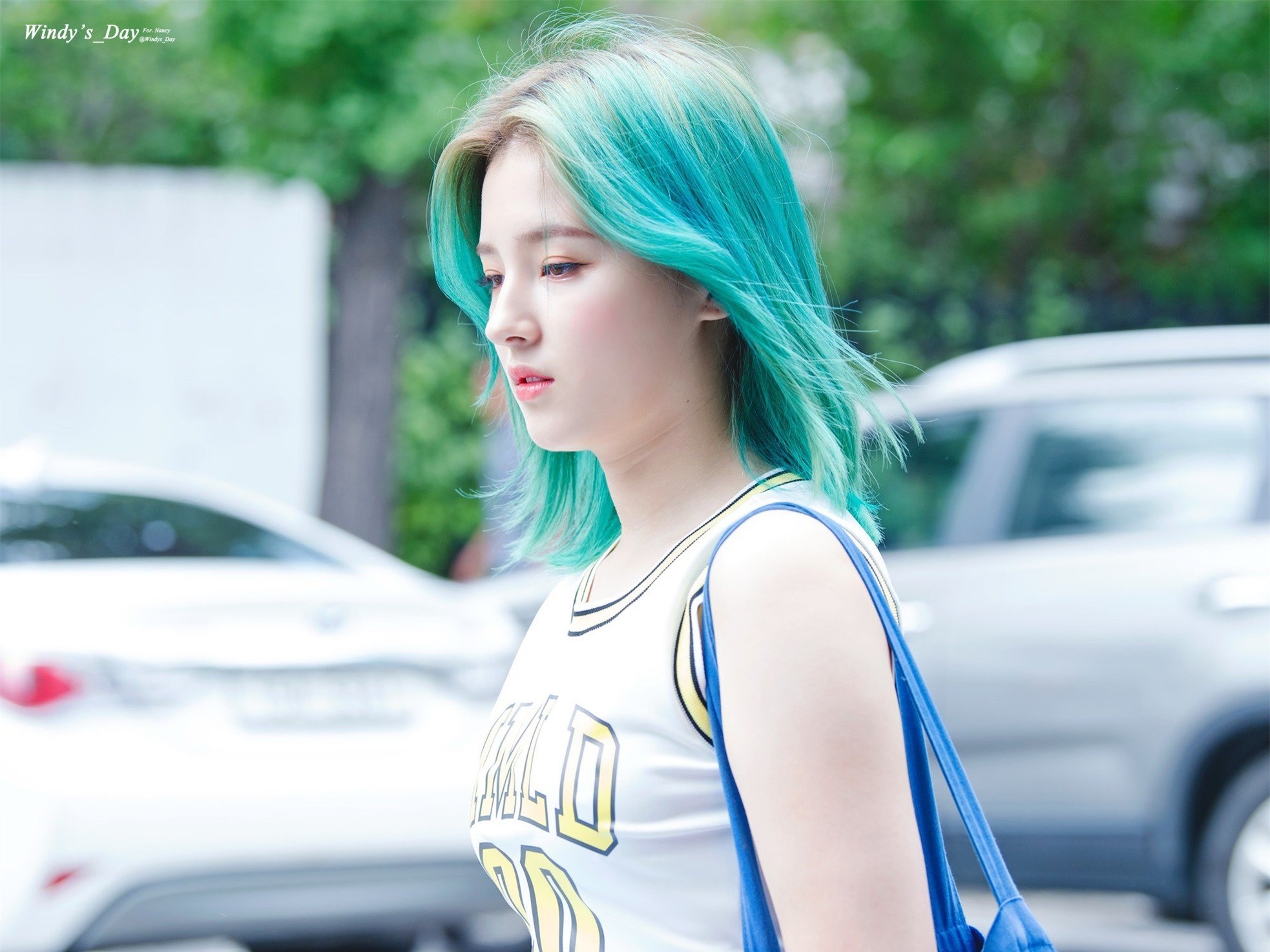 Cô gái đẹp nhất thế giới 2023 trong những lần đến Việt Nam ảnh 23