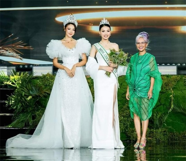 Nữ sinh Học viện Ngoại giao Thu Trang sở hữu chiều cao ‘khủng’ nhưng thành tích học tập còn ấn tượng hơn ảnh 2