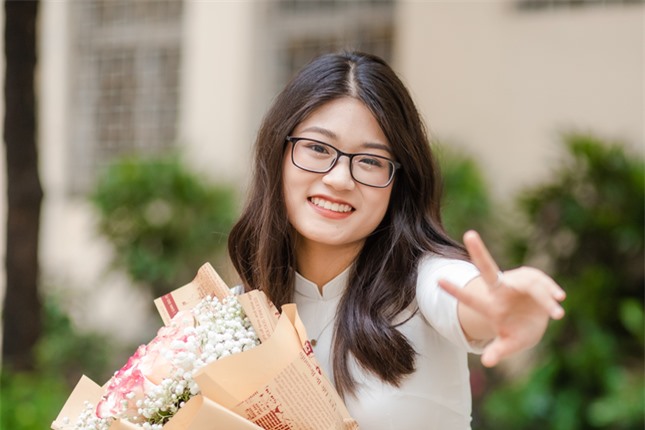 Nữ sinh đa năng trúng tuyển 10 trường đại học tại ba châu lục ảnh 3