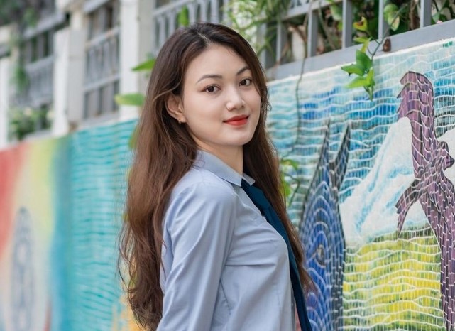 Nữ sinh Học viện Ngoại giao Thu Trang sở hữu chiều cao ‘khủng’ nhưng thành tích học tập còn ấn tượng hơn