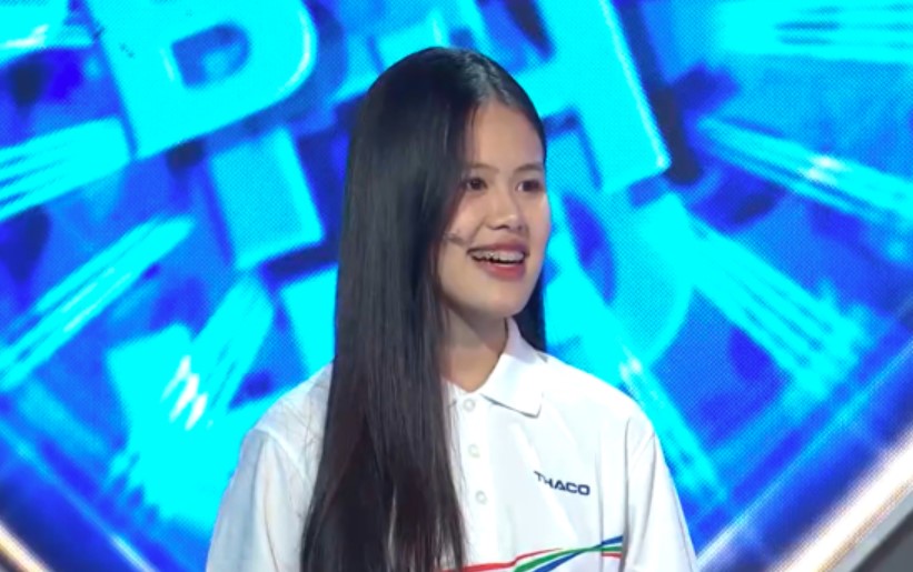 Thí sinh Đường lên đỉnh Olympia khiến khán giả phải "thả like" vì khả năng nói 5 thứ tiếng, "hậu duệ" của MC Khánh Vy đây rồi