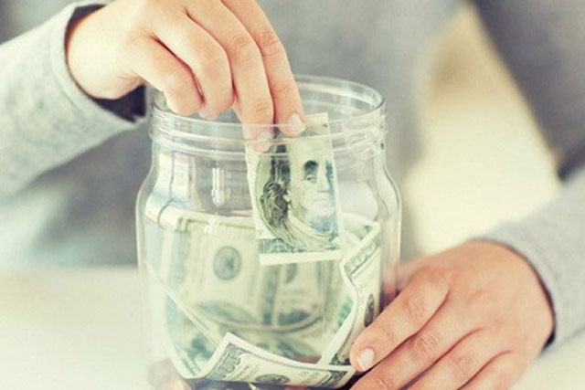 Bố mẹ chồng có tiền để dành nhưng nhất quyết không cho con trai vay