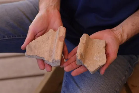 Phát hiện những viên gạch 2.200 tuổi không còn nguyên vẹn, các chuyên gia cũng phải bất ngờ