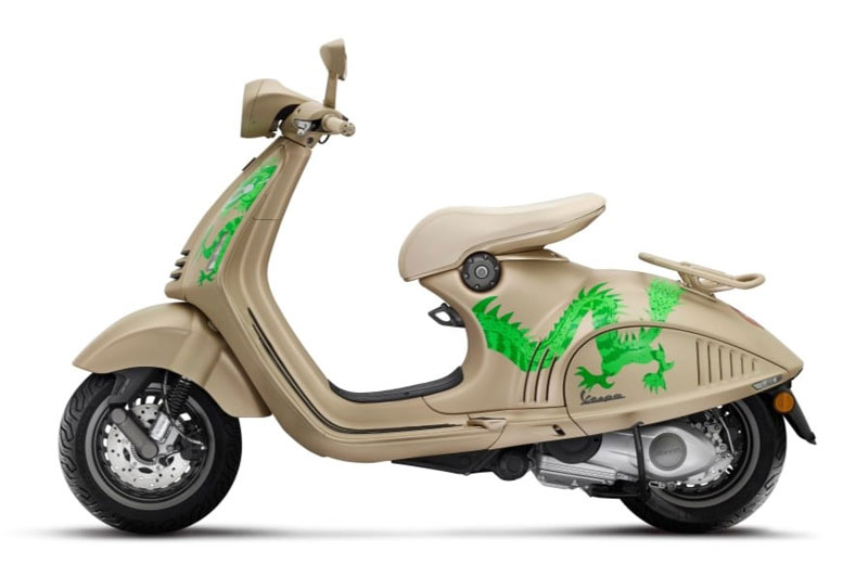 CLIP: Cận cảnh Vespa 946 phiên bản giới hạn chào Xuân Giáp Thìn