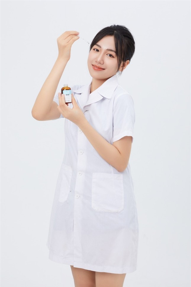 Từ nữ sinh chuyên Hóa đến nàng MC song ngữ tài năng ảnh 5