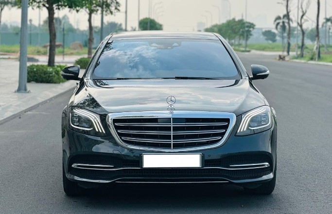 Mercedes-Benz S 450 L lăn bánh 7 năm chấp nhận bán "lỗ" hơn nửa giá ban đầu