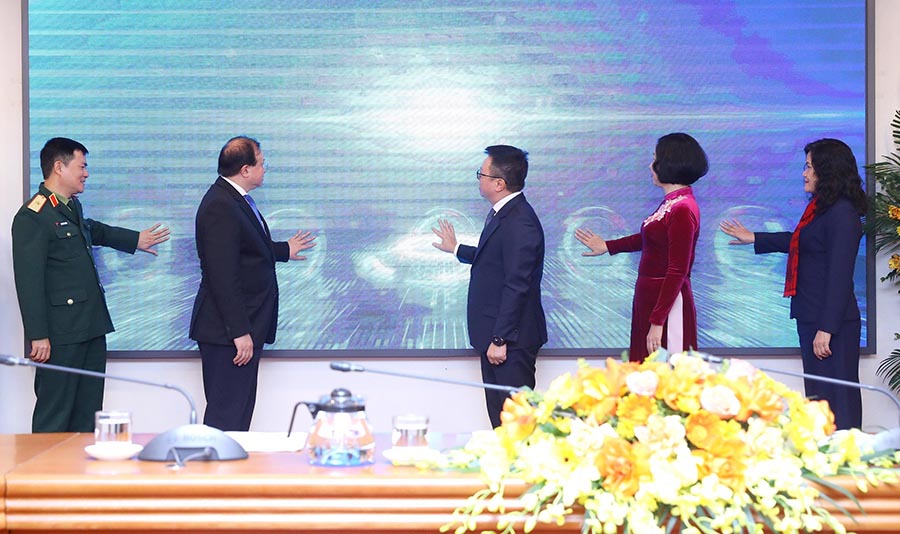 Khởi động cuộc thi ảnh và video clip 'Công nghệ từ trái tim'