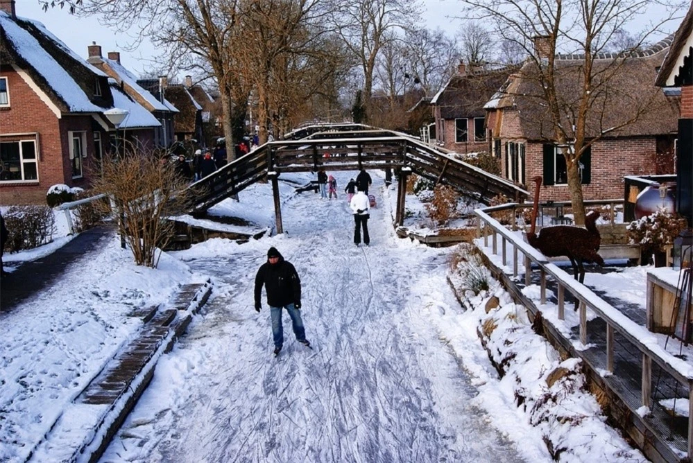 Giethoorn - ngôi làng đẹp như bức tranh thủy mặc 6