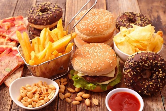 6 loại thực phẩm càng ăn ít càng tốt cho sức khỏe và tăng tuổi thọ