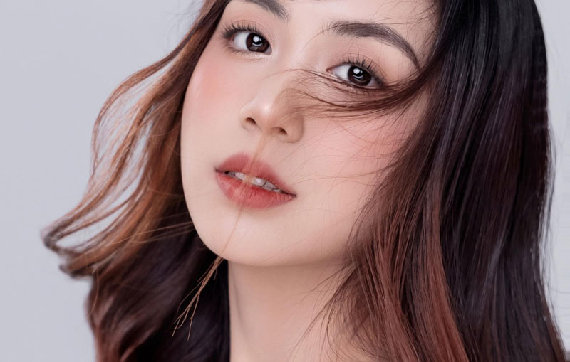 Chiêm ngưỡng dung nhan nữ du học sinh Lào gây 'bão' mạng nhờ yêu thich văn hóa Việt Nam