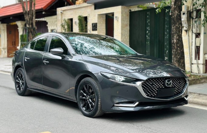 Sau 5 năm lăn bánh, Mazda3 cũ rao bán lại với mức giá rẻ ngỡ ngàng