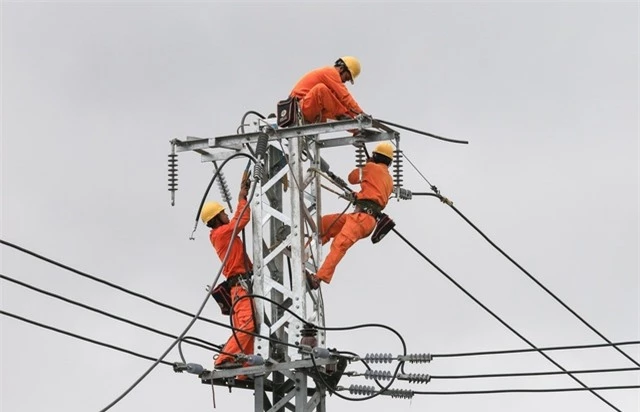 Bộ Công Thương đề nghị tiếp tục tăng giá điện trong năm nay - Ảnh 1.