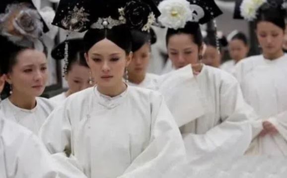 3.000 mỹ nữ trong hậu cung xưa đã đi đâu sau khi hoàng đế băng hà?