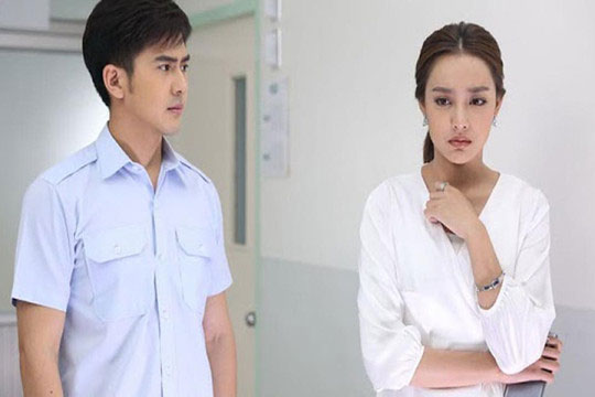 Cho bố vợ mượn 2 cuốn sổ đỏ, vì có việc cần dùng nên tôi hỏi xin lại, nào ngờ nhận được câu trả lời choáng váng