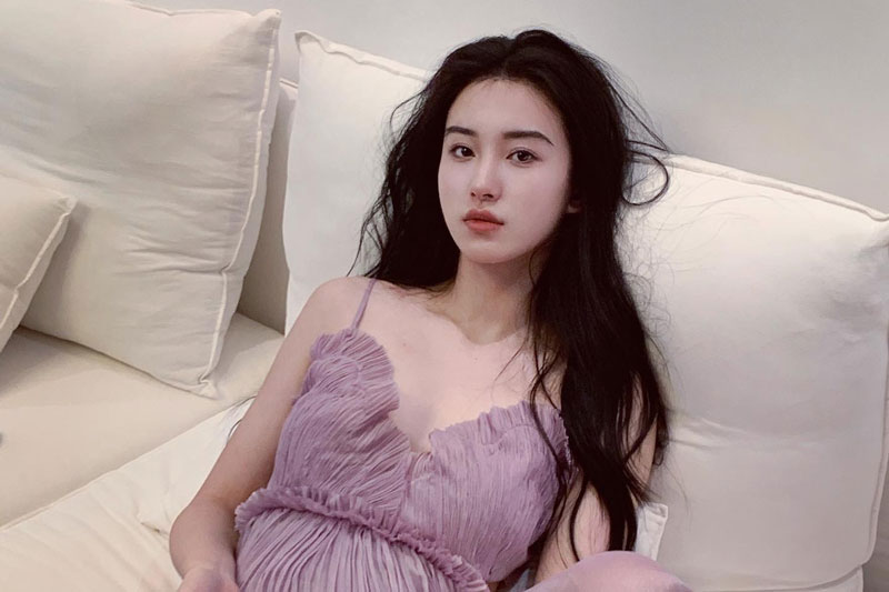 Vẻ đẹp thuần khiết của nữ diễn viên được mệnh danh là 'truyền nhân của Lưu Diệc Phi'