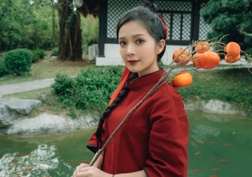 Diễn viên Ngọc Huyền đẹp thơ mộng trong bộ ảnh mới