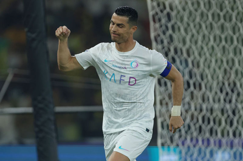 Top 10 cầu thủ hưởng lương cao nhất thế giới năm 2024: Ronaldo dẫn đầu, Messi thứ 5