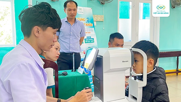 BV Mắt Việt An Đà Nẵng tích cực chăm sóc sức khoẻ thị lực cho cộng đồng.