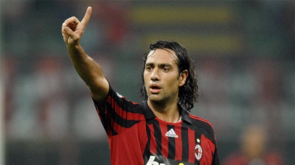 alessandro-nesta-gestikulierend-2007-1592207220-41380