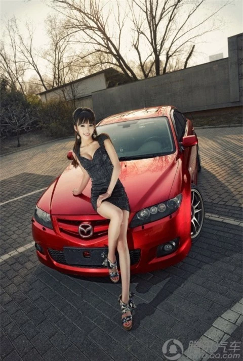 Thiếu nữ xinh đẹp bên xế hộp Mazda ảnh 11