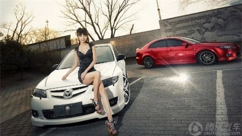 Thiếu nữ xinh đẹp bên xế hộp Mazda ảnh 3