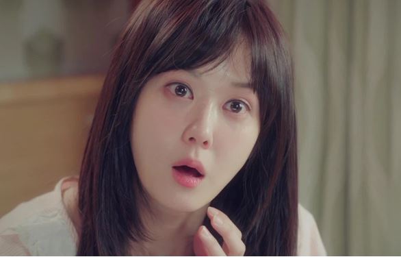 Thấy chồng cũ và một người phụ nữ cãi nhau om tỏi giữa phố, tôi tò mò định can ngăn thì cô bạn thân đã giữ lại nói cho sự thật bất ngờ