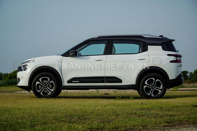 SUV động cơ tăng áp, ngoại hình ấn tượng, giá hơn 360 triệu đồng, cạnh tranh với Hyundai Creta