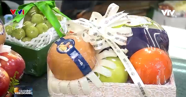 B&#x1EE9;c tranh nhi&#x1EC1;u &#x111;i&#x1EC3;m s&#xE1;ng kinh t&#x1EBF; Vi&#x1EC7;t Nam th&#xE1;ng 1