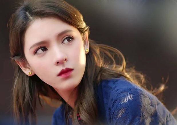 Nghe tin mẹ bạn trai cũ mắc ung thư, tôi trót làm một việc khiến chồng sắp cưới thẳng tay xé vụn tờ hôn thú