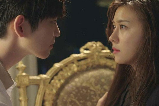 Gia đình khó khăn nhưng vợ vẫn kiên quyết sinh thêm con, sự thật chỉ vỡ lở khi em vợ đưa cho tôi 200 triệu