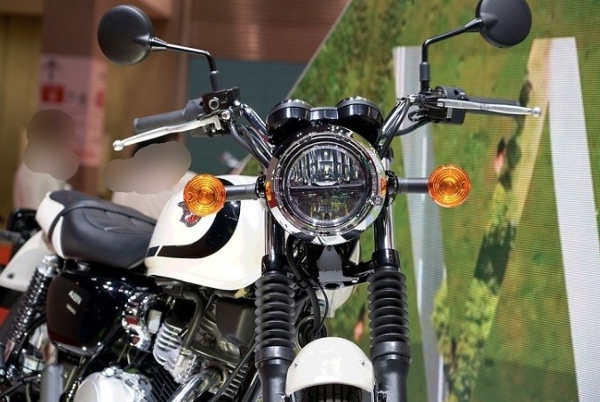 ‘Ma thú’ côn tay 230cc ra mắt: Giá 71 triệu đồng, thiết kế lu mờ Yamaha Exciter, có ABS kênh đôi