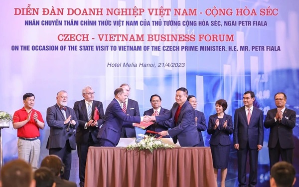 Vietjet đạt doanh thu 62,5 ngàn tỉ đồng, tăng mạnh so năm trước