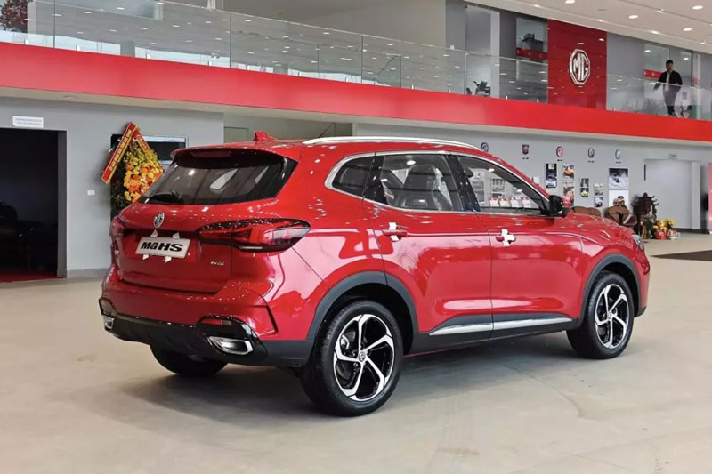 Ảnh chi tiết MG HS 2024 vừa ra mắt tại Việt Nam, giá từ 699 triệu đồng, cạnh tranh với Honda CR-V, Mazda CX-5