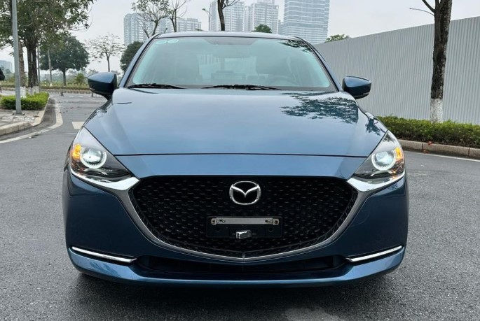 Mazda2 chạy ‘lướt’ 20.000 km xuống giá gần 200 triệu đồng trên thị trường xe cũ