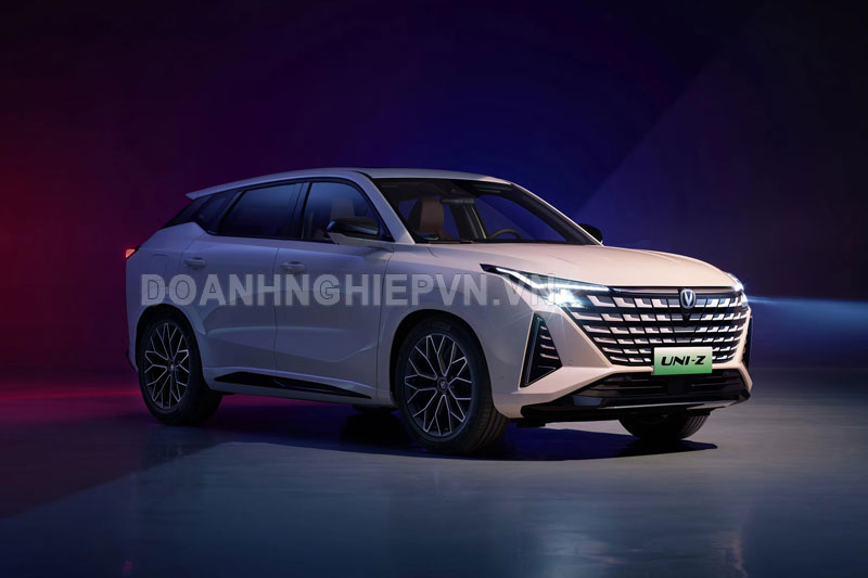 SUV đẹp mê ly, kích thước ngang ngửa Hyundai Santa Fe, giá gần 500 triệu đồng