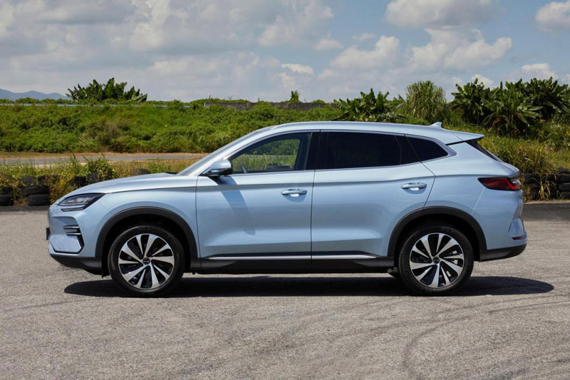 SUV công suất 204 mã lực, thiết kế sang chảnh, giá gần 1,1 tỷ đồng