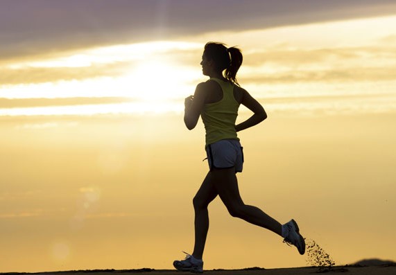 Bật mí kiểu chạy hiếm ai biết đến giúp người phụ nữ trung niên giảm 30kg chỉ trong vòng 4 tháng