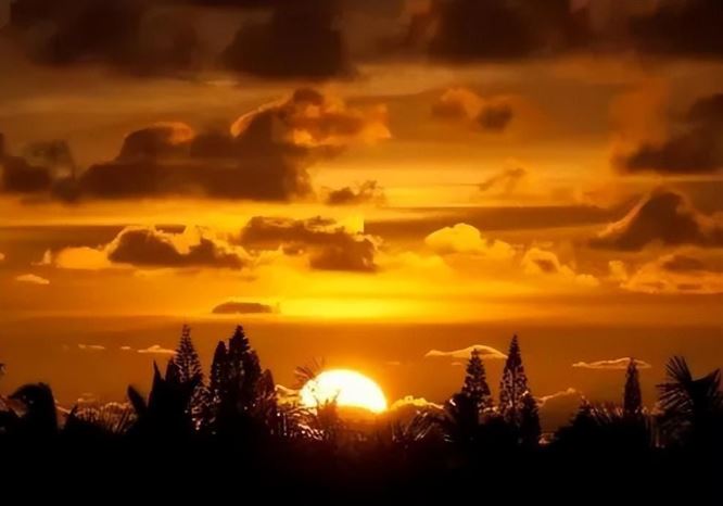 Khám phá ngôi làng độc đáo nhất thế giới, nơi bình minh xuất hiện 3 lần/ngày