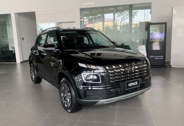 Dọn kho trước Tết, Hyundai Venue 2023 giảm giá mạnh tại đại lý, rẻ ngang Kia Sonet