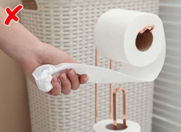 Nên ngừng sử dụng giấy vệ sinh, đặc biệt là đối với phụ nữ đang muốn sinh con, đây là lý do tại sao