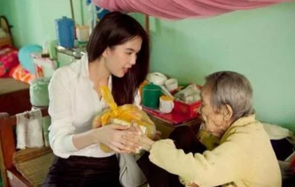 Ngọc Trinh lên kế hoạch làm từ thiện ở Trà Vinh