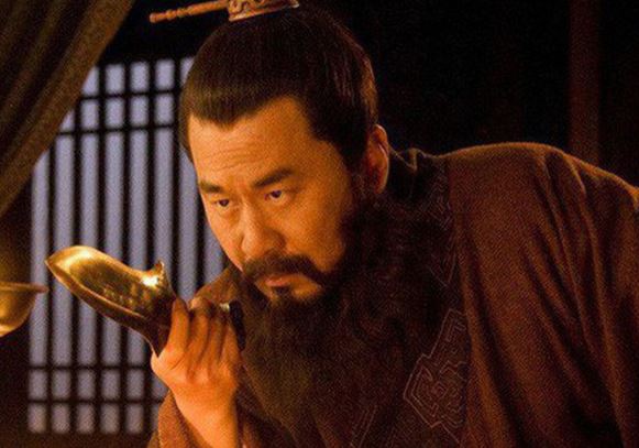 Khắc tinh số 1 khiến Tào Tháo ôm hận, tiếc nuối vì không thể lôi kéo về phe Tào Ngụy