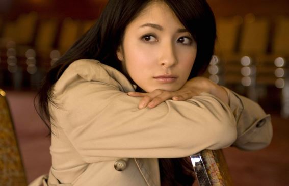 Tôi choáng váng trước yêu cầu từ vợ cũ của chồng, tại sao có người vô lý như vậy kia chứ?