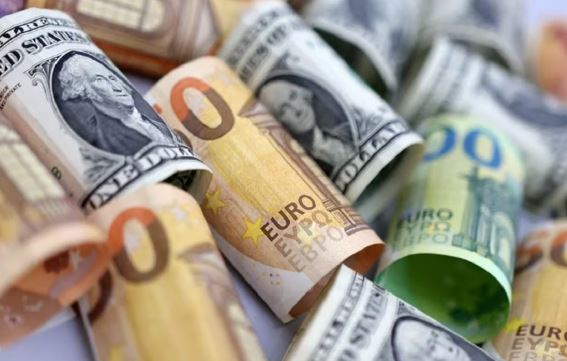 Tỷ giá USD hôm nay 9/2/2024: Đồng USD quay đầu tăng