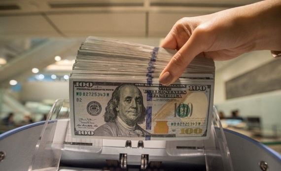 Tỷ giá USD hôm nay 10/2/2024: USD đảo chiều giảm