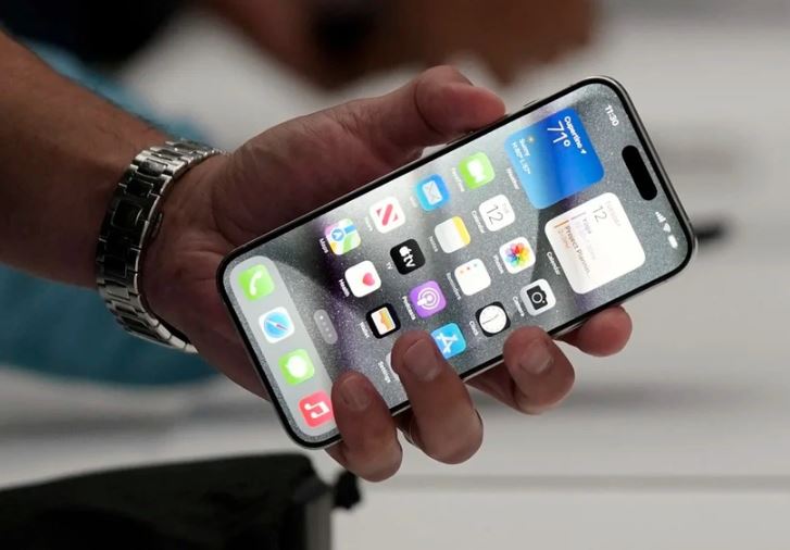 Chấn động tin đồn Apple làm thứ 'khó nuốt' với không chỉ iPhone 15 mà còn là 14,13,12?