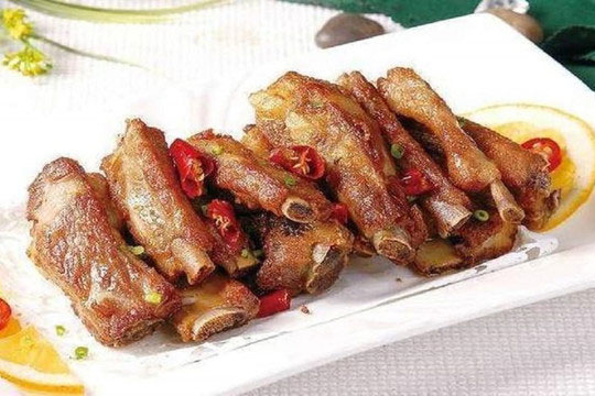 Hướng dẫn cách làm sườn rang muối ớt đơn giản, bổ dưỡng, ai cũng yêu thích