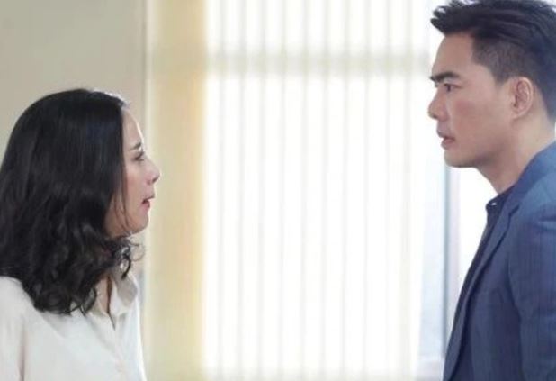 Ngày 2 gia đình gặp mặt, chồng cũ của tôi tới đòi tiền thách cưới